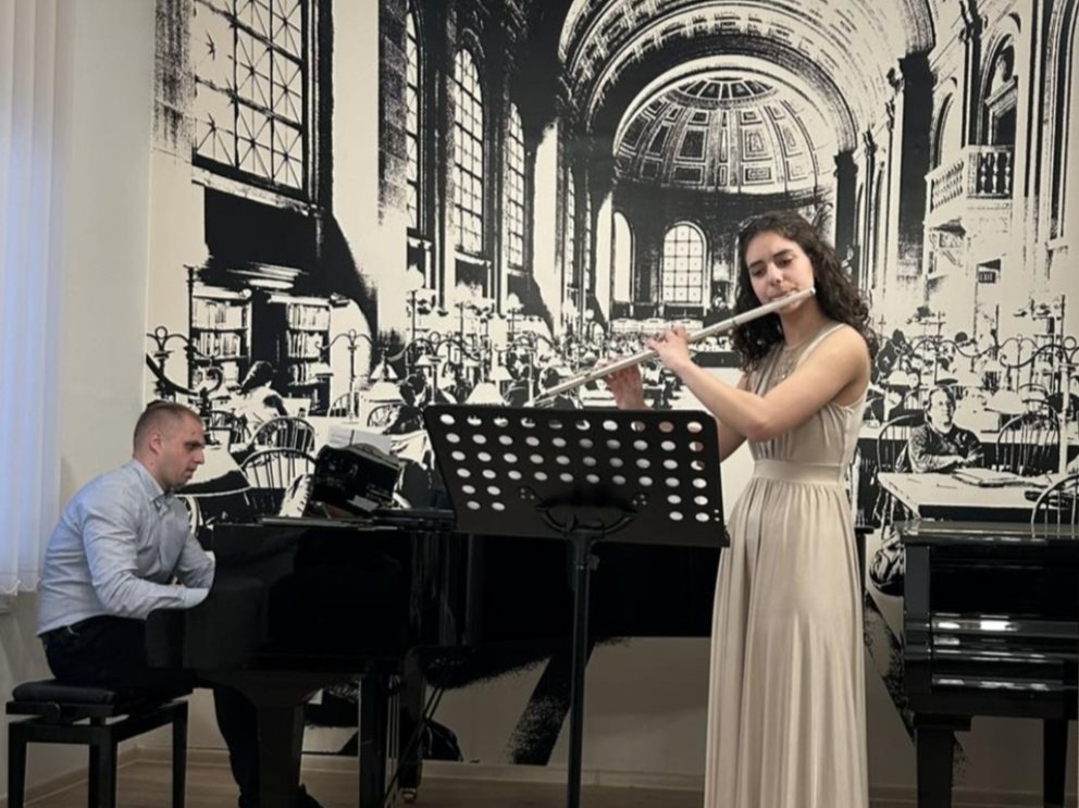 Петра Богавац освојила Прву награду на Међународном такмичењу Сусрети флаутиста „Тахир Куленовић” у Ваљеву