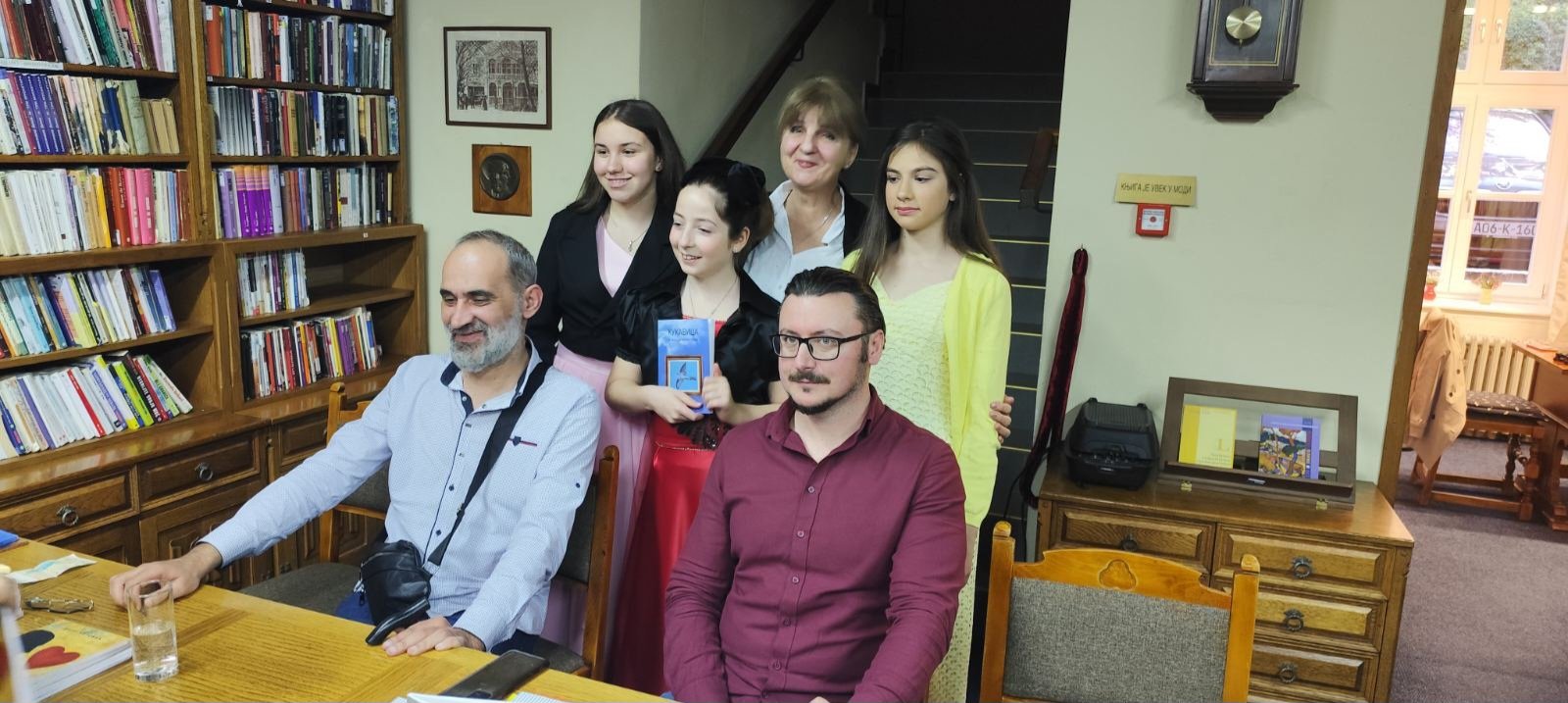 Вече испуњено музиком и духовношћу у Народној библиотеци „Др Душан Радић” у Врњачкој бањи