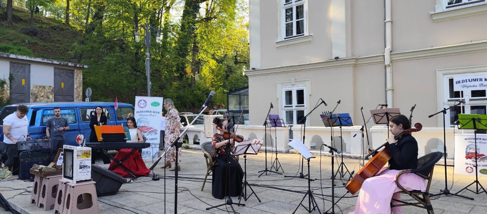 Ученици Музичке школе „Стеван Мокрањац” Краљево наступили на XX Међународном фестивалу олдтајмера у Врњачкој Бањи